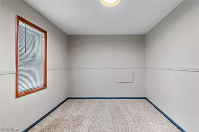 1649 Betz Road, Akron, OH 44306 - Photo 27