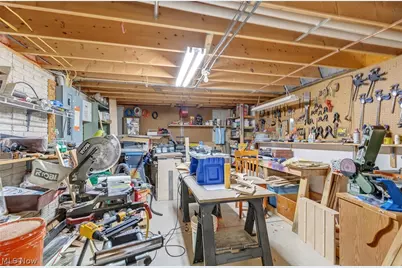 4623 Queen Anne Avenue, Lorain, OH 44052 - Photo 39