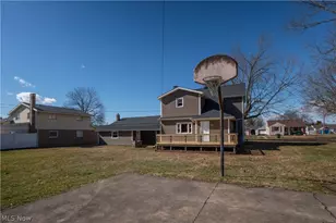 453 Wood Ave, Newcomerstown, OH 43832 - Photo 31