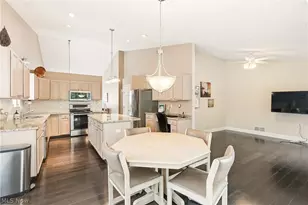 2551 Edgebrook Crossing, Twinsburg, OH 44087 - Photo 17