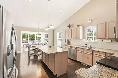 2551 Edgebrook Crossing, Twinsburg, OH 44087 - Photo 7