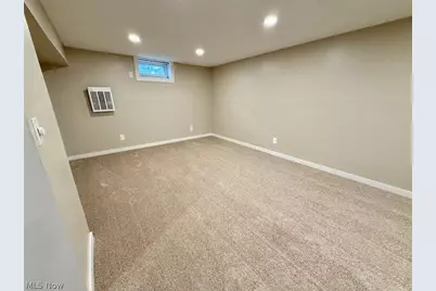 2235 Crehore Street, Lorain, OH 44052 - Photo 45