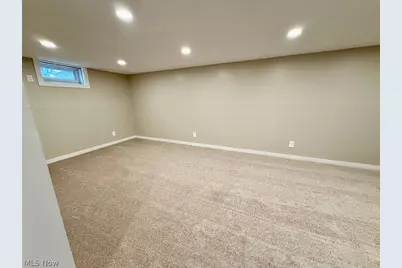 2235 Crehore Street, Lorain, OH 44052 - Photo 43