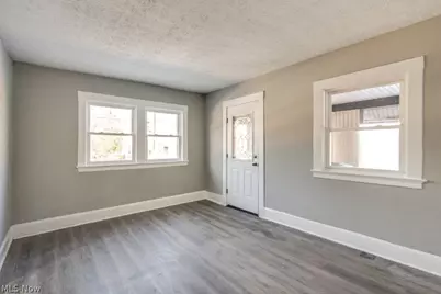 561 Melrose Street, Akron, OH 44305 - Photo 7