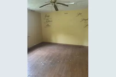 110 Cove Drive, Powhatan Point, OH 43942 - Photo 3