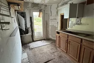 519 Clinton St, Martins Ferry, OH 43935 - Photo 3