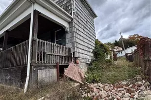 519 Clinton St, Martins Ferry, OH 43935 - Photo 7