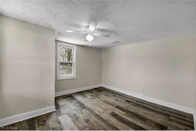 491 E 39th Street, Lorain, OH 44055 - Photo 17