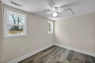 491 E 39th St, Lorain, OH 44055 - Photo 25