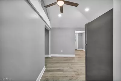 491 E 39th Street, Lorain, OH 44055 - Photo 11