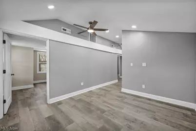 491 E 39th Street, Lorain, OH 44055 - Photo 9