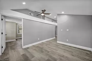 491 E 39th St, Lorain, OH 44055 - Photo 9