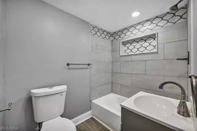 491 E 39th Street, Lorain, OH 44055 - Photo 29