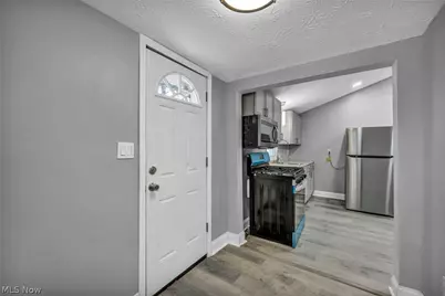 491 E 39th Street, Lorain, OH 44055 - Photo 21