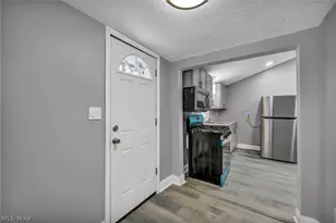 491 E 39th St, Lorain, OH 44055 - Photo 21