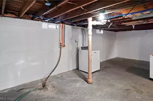 660 Hollibaugh Ave, Akron, OH 44310 - Photo 17