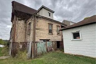 806 Carlisle St, Martins Ferry, OH 43935 - Photo 7