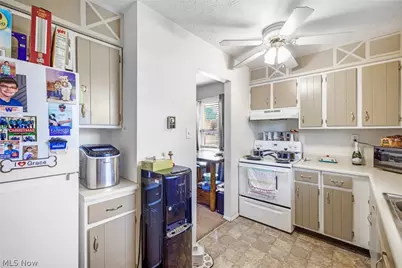 3568 Boettler Street NE, Canton, OH 44721 - Photo 23