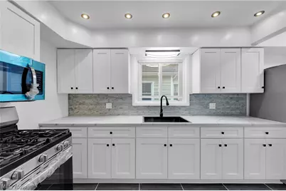 19151 Genesee Road, Euclid, OH 44117 - Photo 11