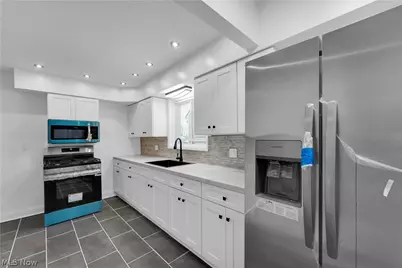 19151 Genesee Road, Euclid, OH 44117 - Photo 13