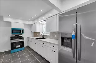 19151 Genesee Rd, Euclid, OH 44117 - Photo 13