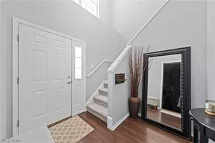 7314 Forest Cove Ln, Northfield, OH 44067 - Photo 3