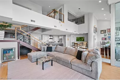 701 W Lakeside Avenue #PH-2A/1302, Loveland, OH 44113 - Photo 3