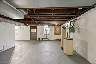 510 E Broad St, Louisville, OH 44641 - Photo 11