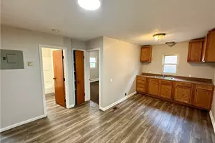 4652 Warner Rd, Loveland, OH 44125 - Photo 9