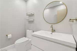 32150 S Woodland Rd, Pepper Pike, OH 44124 - Photo 19