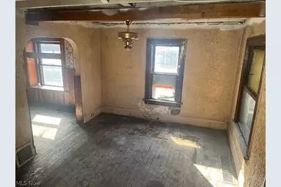 973 Nevin Street, Akron, OH 44310 - Photo 5