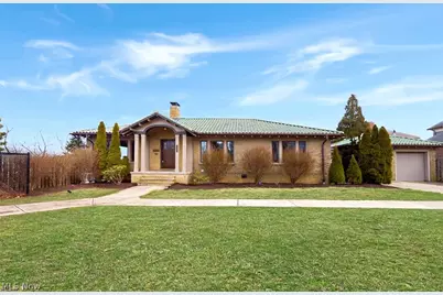 1033 Summit Avenue, Oakwood, OH 44107 - Photo 3