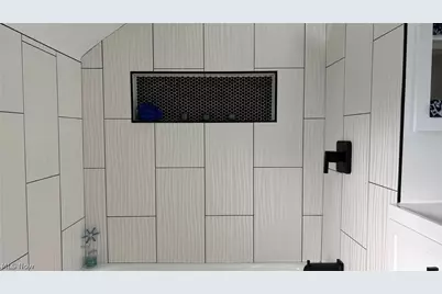 7254 Craigmere Drive, Loveland, OH 44130 - Photo 17