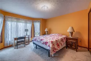 10037 Jamestown Dr, North Royalton, OH 44133 - Photo 17