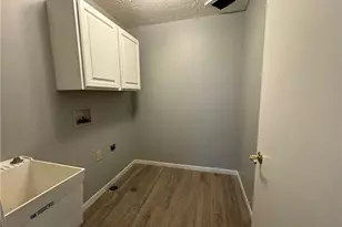 242 Ravenshollow Dr, Cuyahoga Falls, OH 44223 - Photo 11