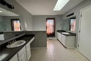 242 Ravenshollow Dr, Cuyahoga Falls, OH 44223 - Photo 21