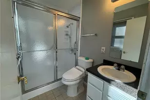 242 Ravenshollow Dr, Cuyahoga Falls, OH 44223 - Photo 13