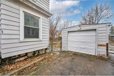 1829 E 33rd Street, Lorain, OH 44055 - Photo 39