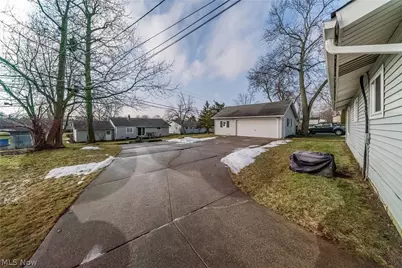 6002 Randy Road, Bedford, OH 44146 - Photo 37