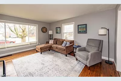 388 Crestwood Avenue, Wadsworth, OH 44281 - Photo 3