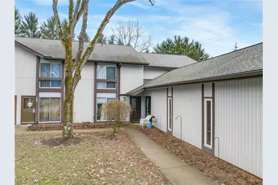 798 Pipes Court #1605, Northfield, OH 44067 - Photo 3