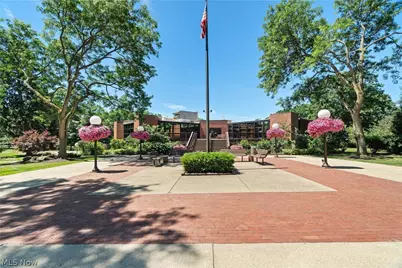 798 Pipes Court #1605, Northfield, OH 44067 - Photo 33