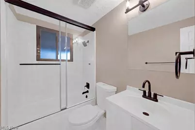 6377 Ledgebrook Drive, Brookpark, OH 44142 - Photo 19