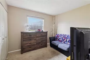 2688 Meadow Dr, Akron, OH 44312 - Photo 21