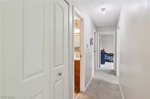 2688 Meadow Dr, Akron, OH 44312 - Photo 13