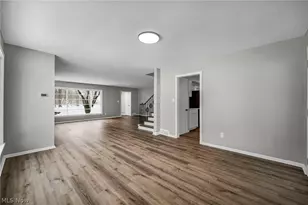 1531 Burlington Rd, Cleveland Heights, OH 44118 - Photo 15