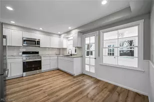 1531 Burlington Rd, Cleveland Heights, OH 44118 - Photo 17