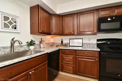 32623 Jefferson Drive, Solon, OH 44139 - Photo 9