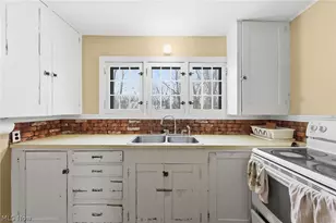 120 Levan Dr, Painesville, OH 44077 - Photo 11