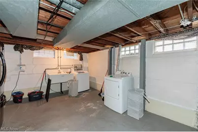 325 E 244th Street, Euclid, OH 44123 - Photo 29